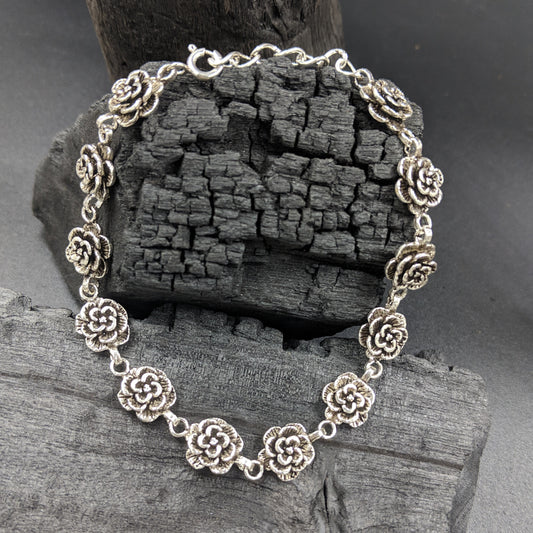 Flower String Bracelet