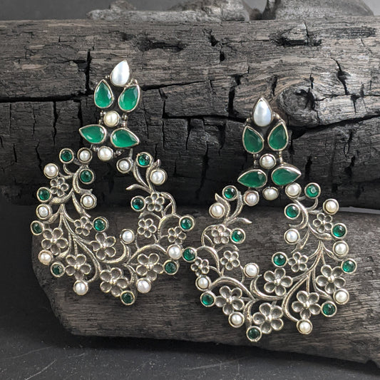 Vrikksh Kusum Earrings - Green