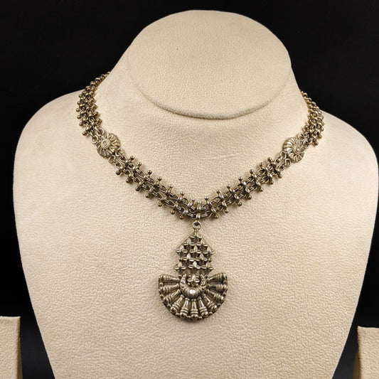 SILVER JEWELLERY Jewels by Revlis Neckpiece