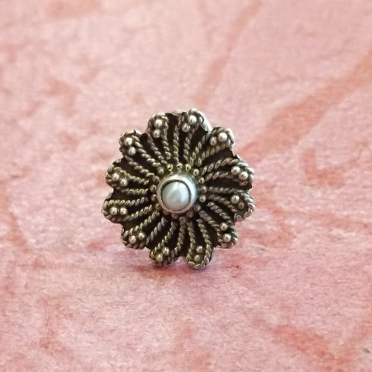 Bloom Fower Nose Pin - Pearl