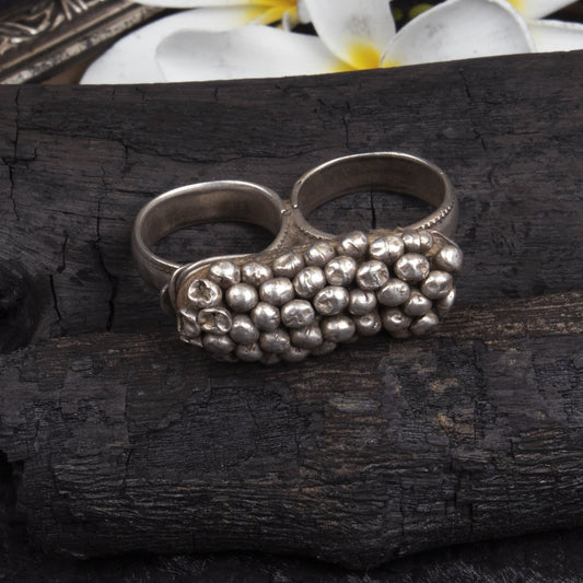 Jewels by Revlis Silver Ring