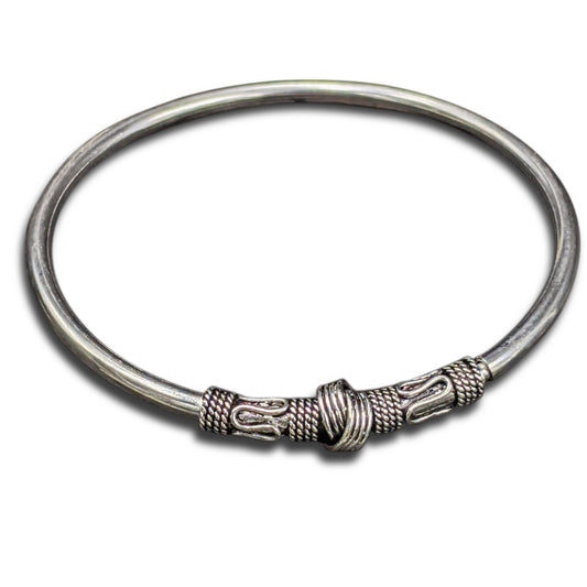 Single Knot Bangle